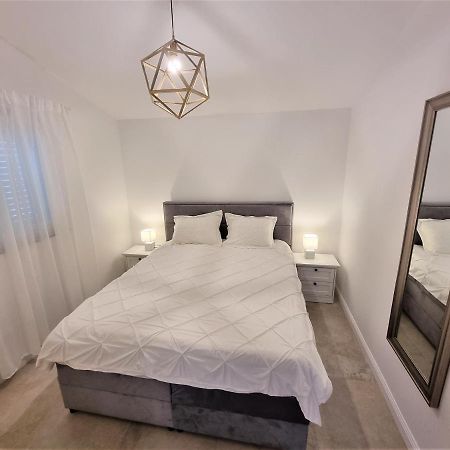 Apartments Bagic Vir Eksteriør bilde